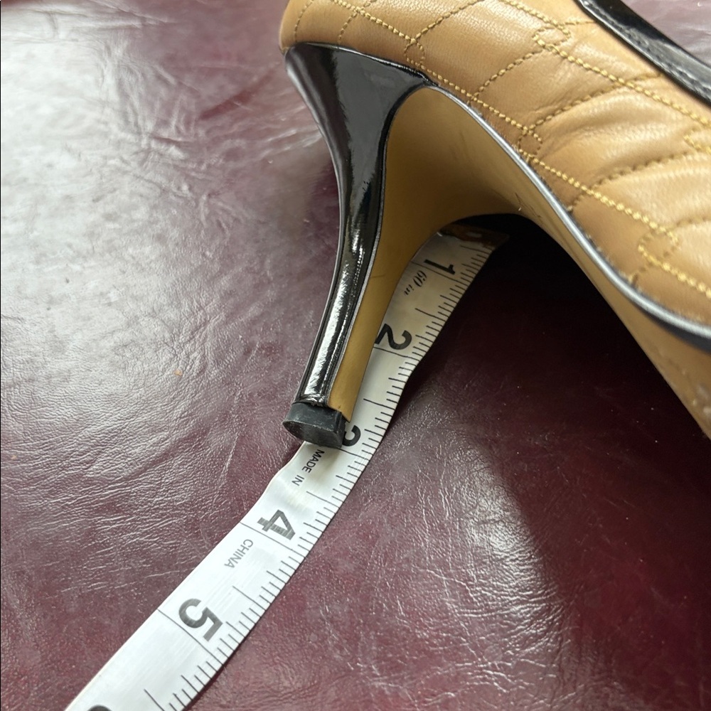 Anne Klein Black and Tan Heels - Picture 13 of 13